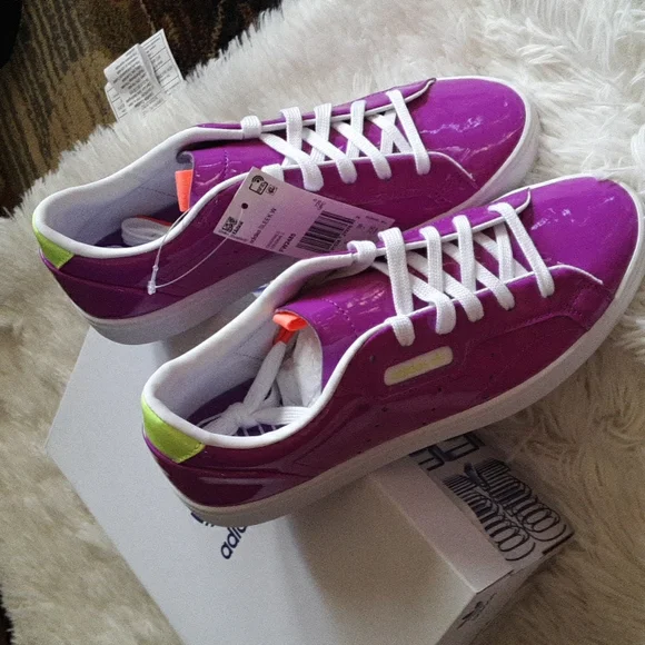 SALE!!!Adidas sleek snickers - Picture 6 of 12